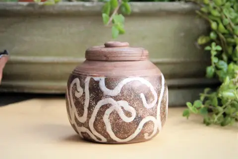 好事連蘭（茶倉）
